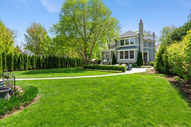 804 Greenwood Avenue, Wilmette, IL 60091