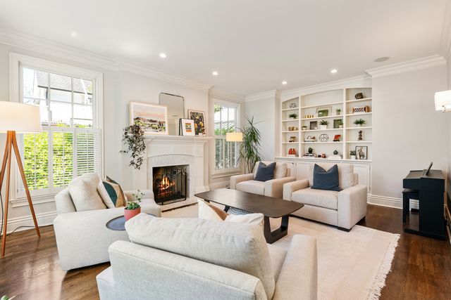 804 Greenwood Avenue, Wilmette, IL 60091