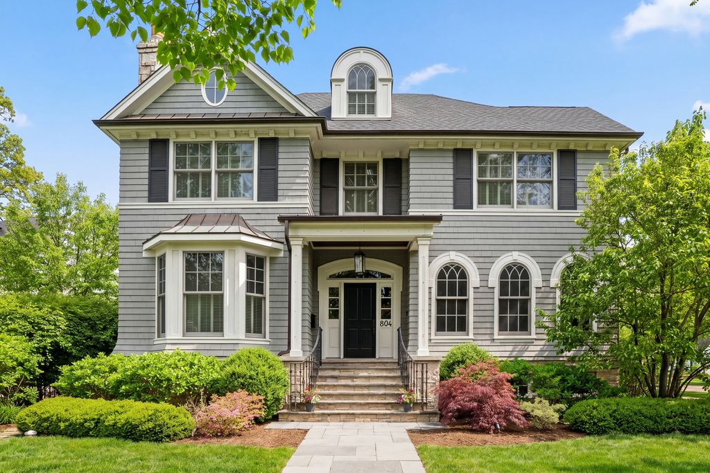 804 Greenwood Avenue, Wilmette, IL 60091