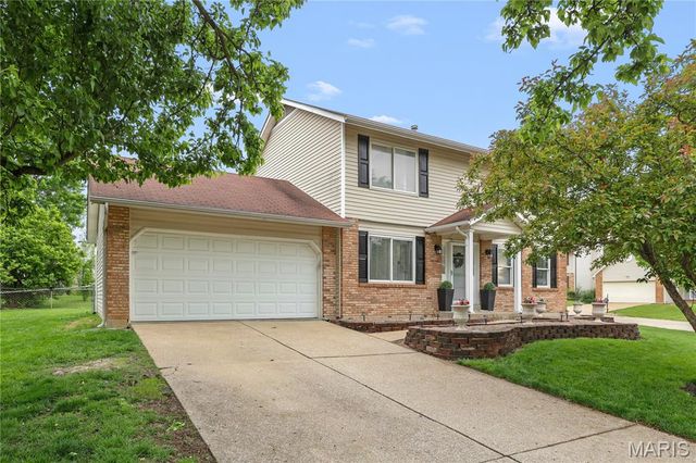 948 Blake Court, St Peters, MO 63376