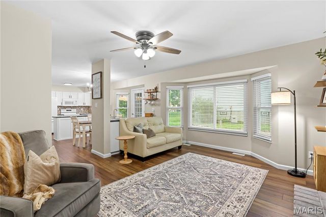 948 Blake Court, St Peters, MO 63376