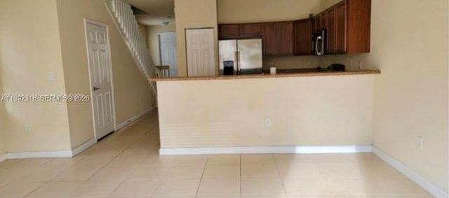 8952 W 35th Ln, Hialeah, FL 33018