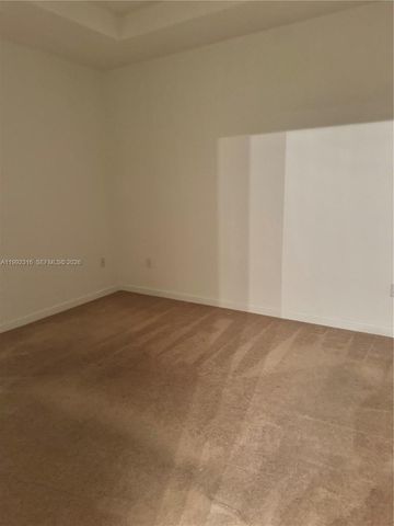 8952 W 35th Ln, Hialeah, FL 33018