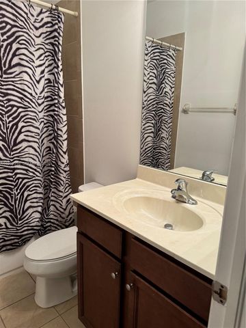 8952 W 35th Ln, Hialeah, FL 33018