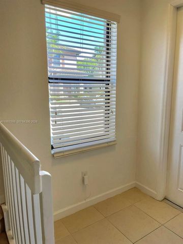 8952 W 35th Ln, Hialeah, FL 33018