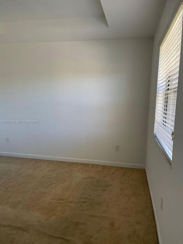 8952 W 35th Ln, Hialeah, FL 33018