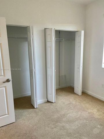 8952 W 35th Ln, Hialeah, FL 33018