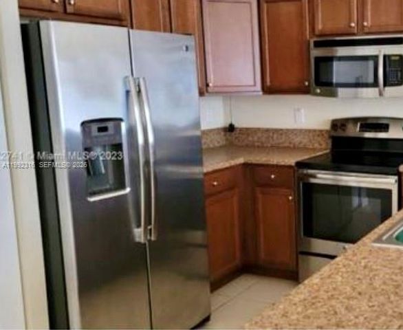 8952 W 35th Ln, Hialeah, FL 33018