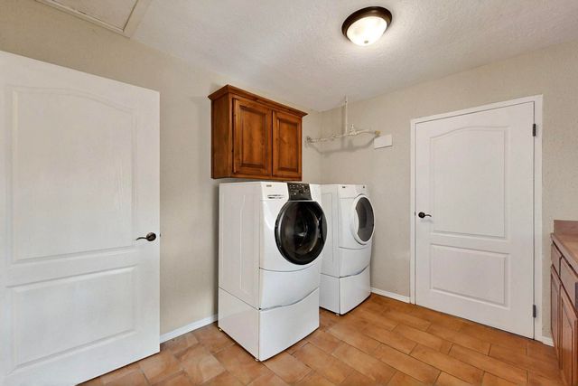 2215 MARGARET Drive, Bosque Farms, NM 87068