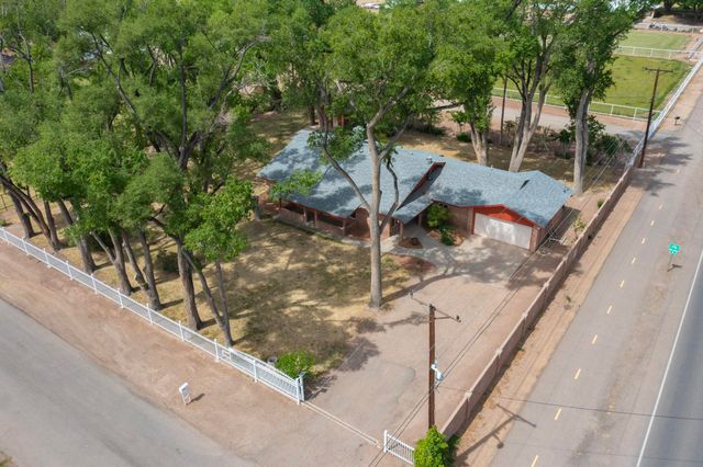 2215 MARGARET Drive, Bosque Farms, NM 87068