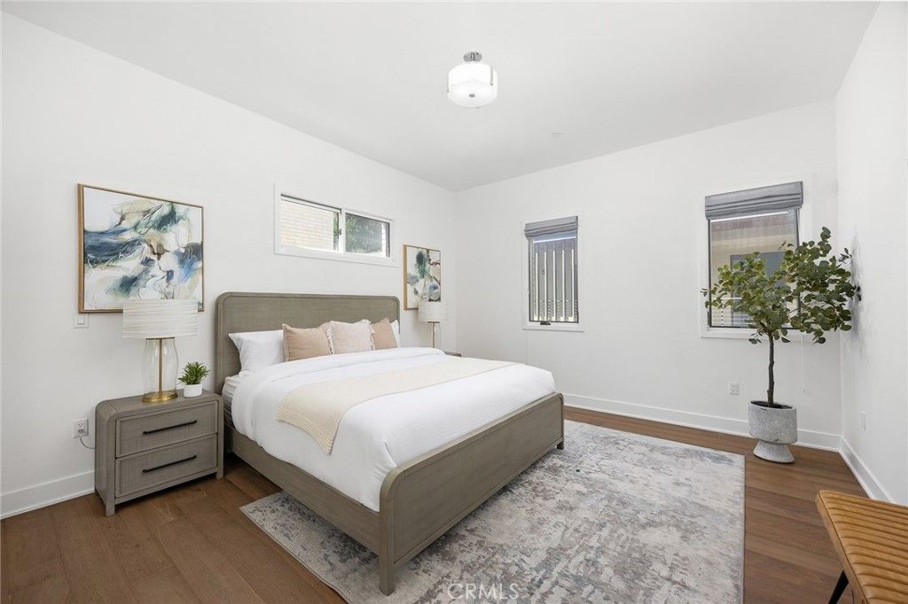 Image 14 of property listing at 125 Hurlbut 209, Pasadena, CA 91105