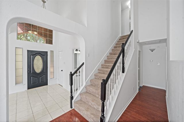 13623 Country Green Court, Houston, TX 77059