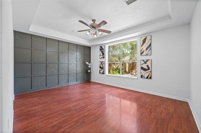 13623 Country Green Court, Houston, TX 77059