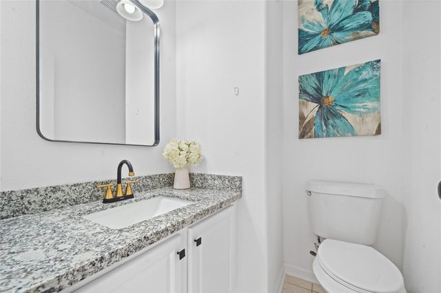 13623 Country Green Court, Houston, TX 77059