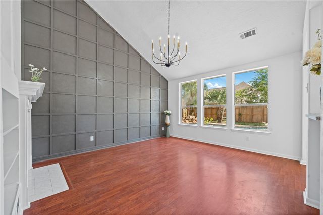 13623 Country Green Court, Houston, TX 77059