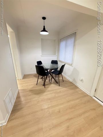 37 S Marshall Street, Pontiac, MI 48342