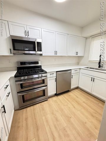 37 S Marshall Street, Pontiac, MI 48342