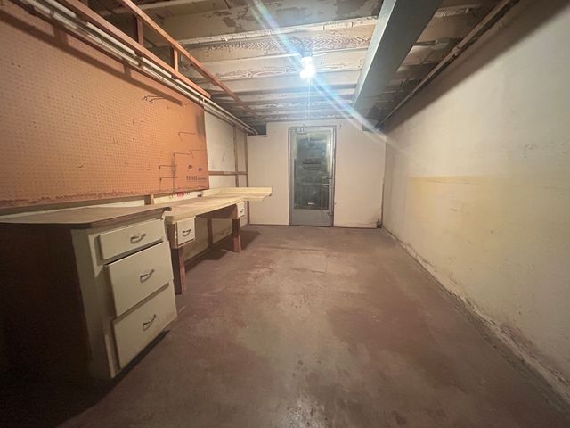 870 Morgan Street, Elgin, IL 60123