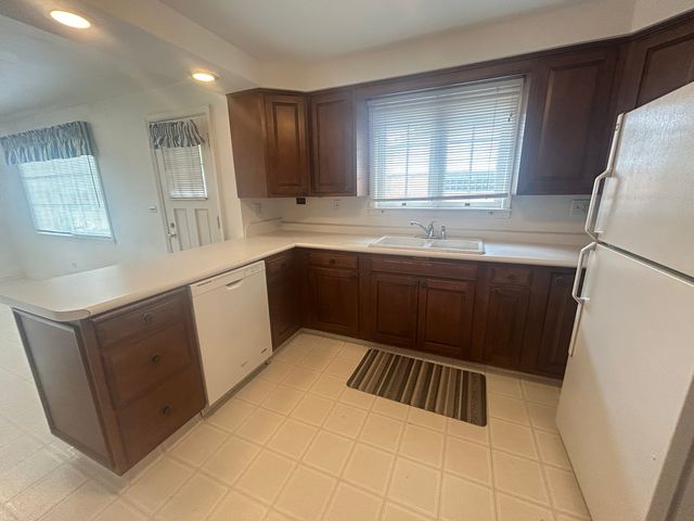 870 Morgan Street, Elgin, IL 60123