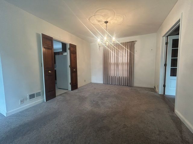 870 Morgan Street, Elgin, IL 60123