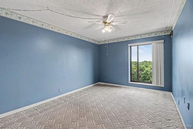21800 Morley Avenue 709, Dearborn, MI 48124