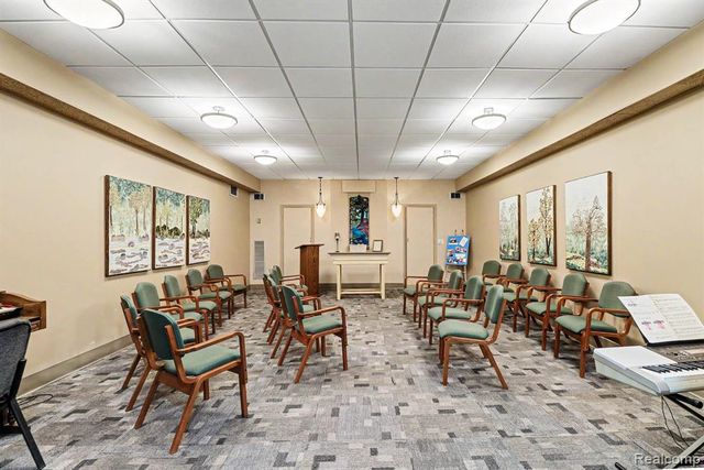 21800 Morley Avenue 709, Dearborn, MI 48124