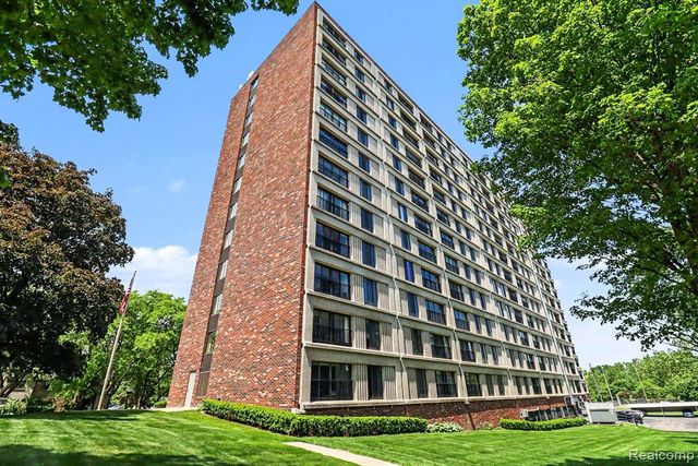 21800 Morley Avenue 709, Dearborn, MI 48124