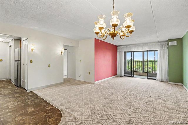 21800 Morley Avenue 709, Dearborn, MI 48124