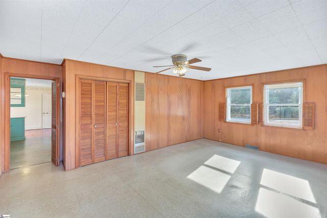 2156 Gentry Memorial Highway, Pickens, SC 29671