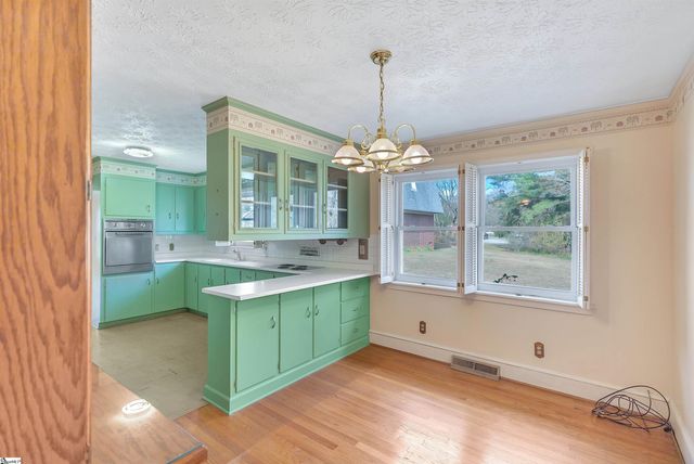 2156 Gentry Memorial Highway, Pickens, SC 29671