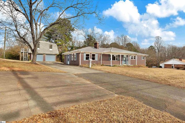 2156 Gentry Memorial Highway, Pickens, SC 29671