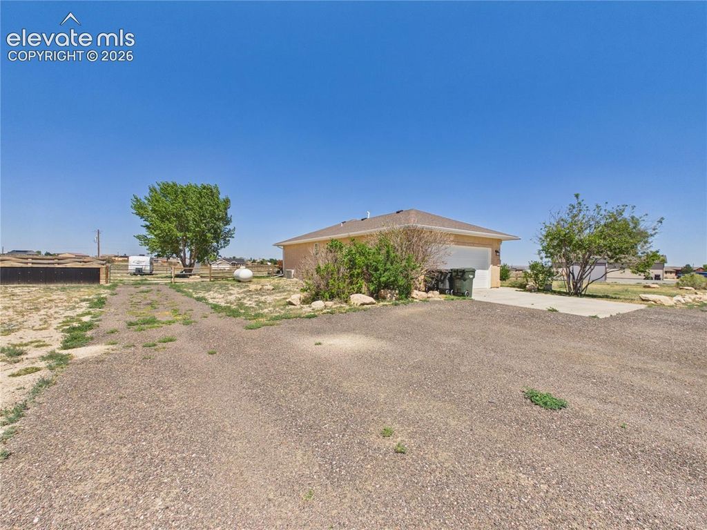635 E Chaunsey Drive, Pueblo West, CO 81007 — photo 4