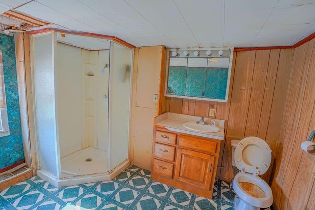 1928 S 35th Street, Galesburg, MI 49053