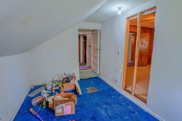 1928 S 35th Street, Galesburg, MI 49053