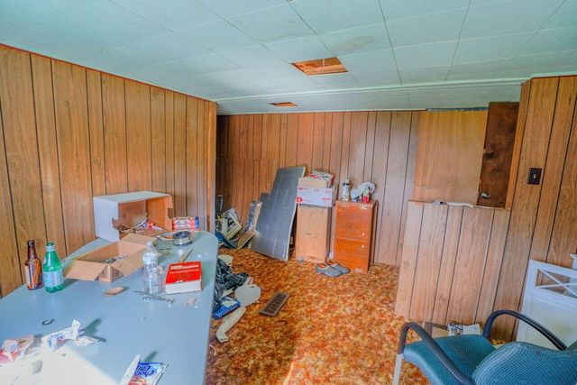 1928 S 35th Street, Galesburg, MI 49053