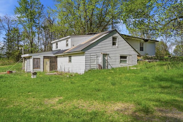 1928 S 35th Street, Galesburg, MI 49053