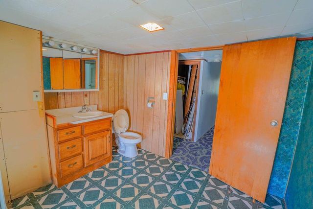 1928 S 35th Street, Galesburg, MI 49053