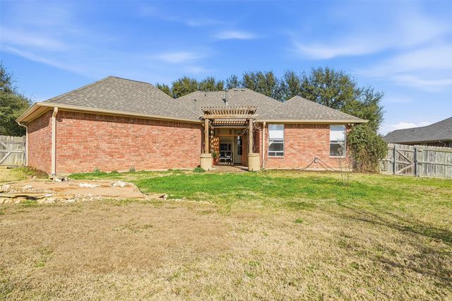 1514 Wordsworth Drive, Cleburne, TX 76033