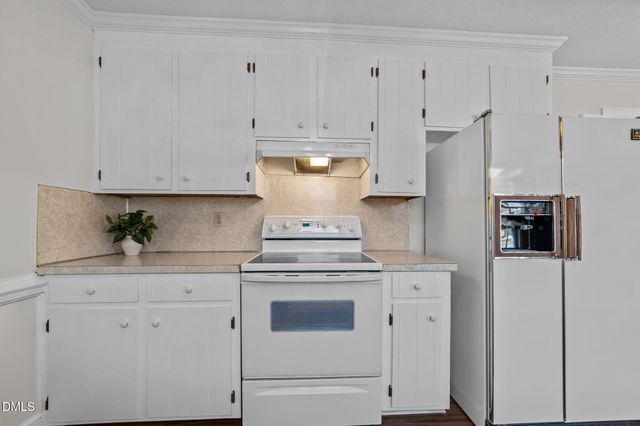 1104 Crestview Drive, Tarboro, NC 27886