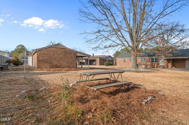 1104 Crestview Drive, Tarboro, NC 27886