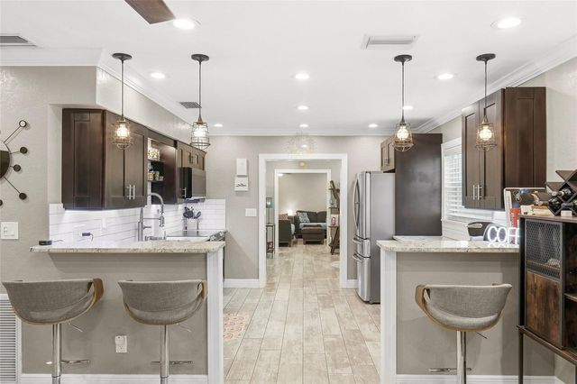 5220 39TH AVENUE N, St Petersburg, FL 33709