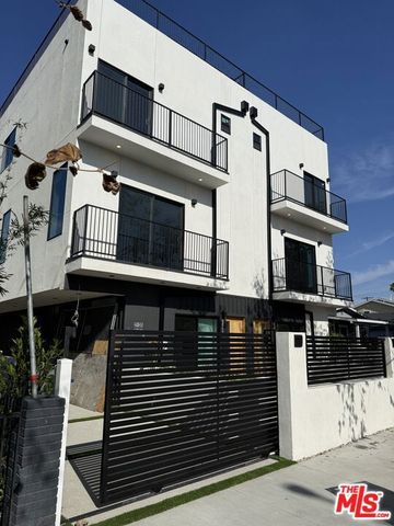 2135 S Longwood Avenue 2, Los Angeles, CA 90016