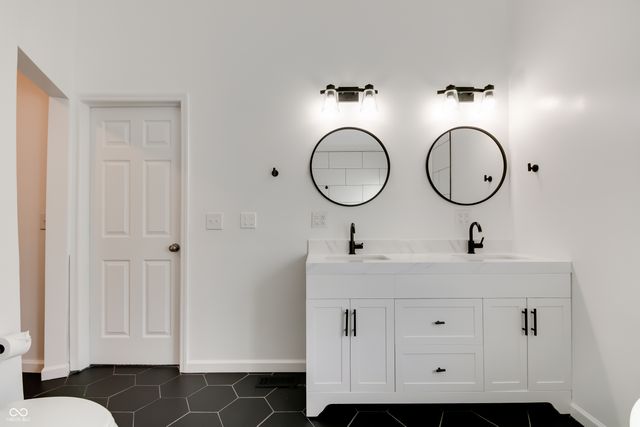 6129 Albury Drive, Indianapolis, IN 46236