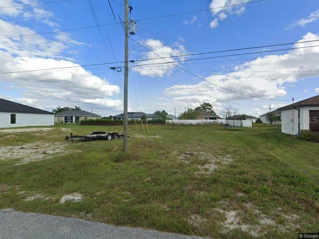 2717 NW 6TH AVENUE, Cape Coral, FL 33993
