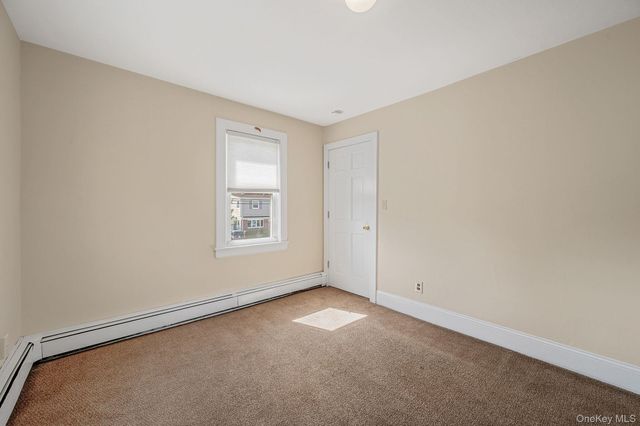 236 Jackson Avenue, Mineola, NY 11501