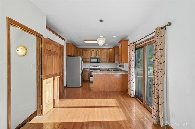 306 Pauly Drive, Englewood, OH 45315