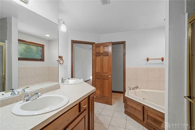 306 Pauly Drive, Englewood, OH 45315