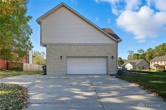 306 Pauly Drive, Englewood, OH 45315