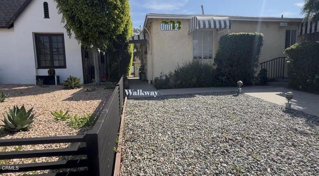 1104 N Lake Avenue, Pasadena, CA 91104