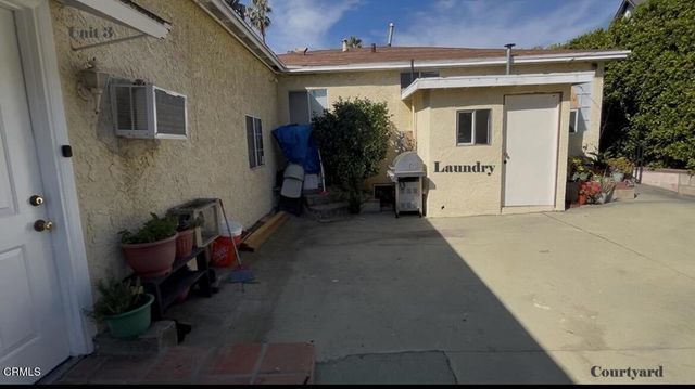 1104 N Lake Avenue, Pasadena, CA 91104